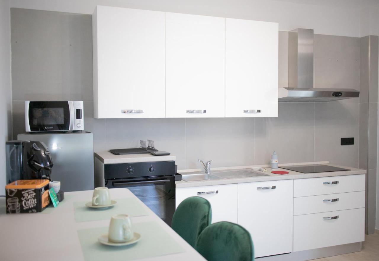 E-Twelve Apartment Napoli Ngoại thất bức ảnh